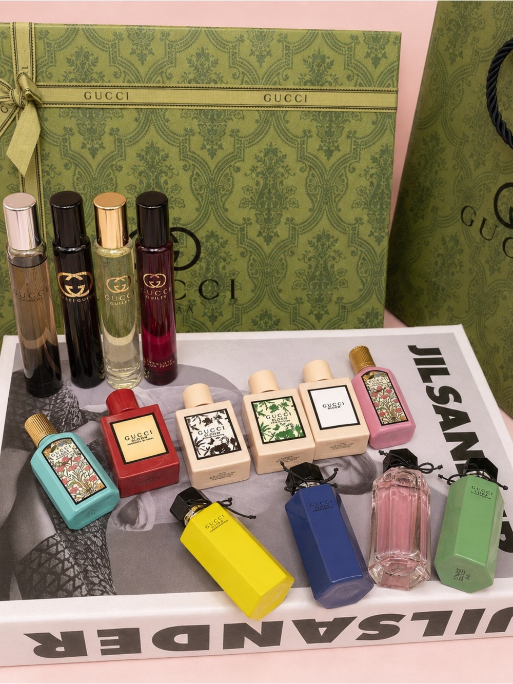 FLORA LUXURY MINI PERFUME & BEAUTY COLLECTION | GORGEOUS GIFT SET ๐ - Picture 4 of 6